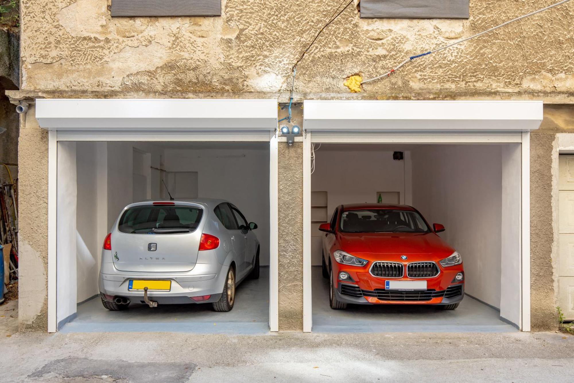 Apartment Tiziano-Belveder With Private Garage 里耶卡 外观 照片